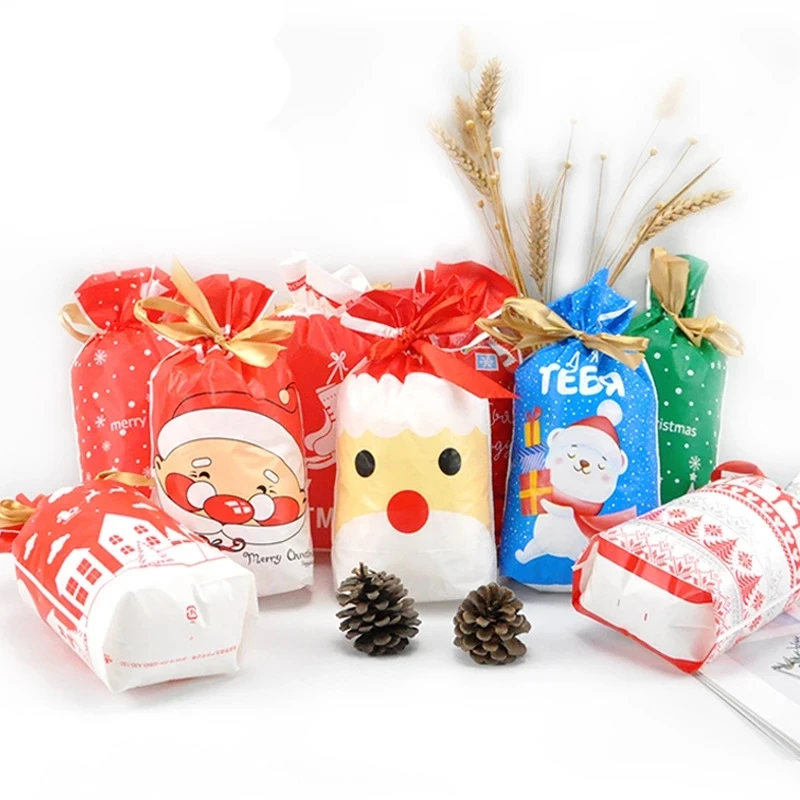 50 Adet/grup noel hediye keseleri Noel Baba Geyik Şeker Çantası Noel Yeni Yıl Partisi Dekorasyon Çekilebilir Çanta Ambalaj İyilik Çerez Çantası