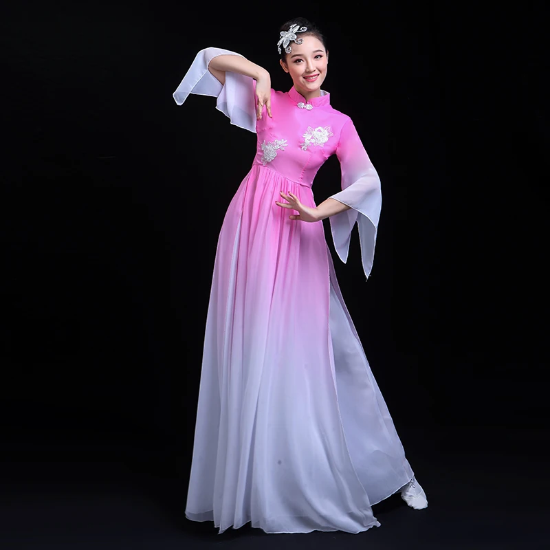 Kadın Klasik Dans Kostümleri Kadın Çin Yangko Dans Elbise Bayan Sahne Fan Dans Giyim Ulusal Şemsiye Giyim