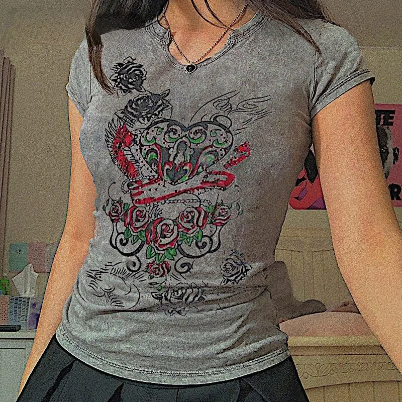Kalın Gölge Y2K Estetik Yumuşak Kız Tarzı T Shirt Kısa Kollu Grafik Çiçek Baskı İnce T-Shirt Kadın Indie Moda Kıyafetler Yeni